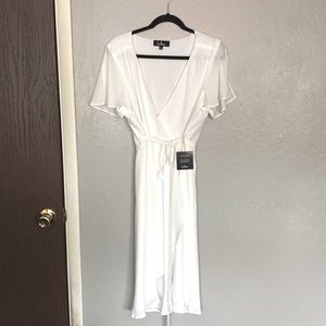 Lulus Wrap Dress • White • Size Large • Brand New